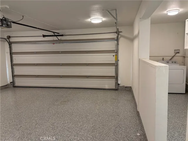 $6,800 | 1960 Vista Caudal, Newport Beach, CA 92660