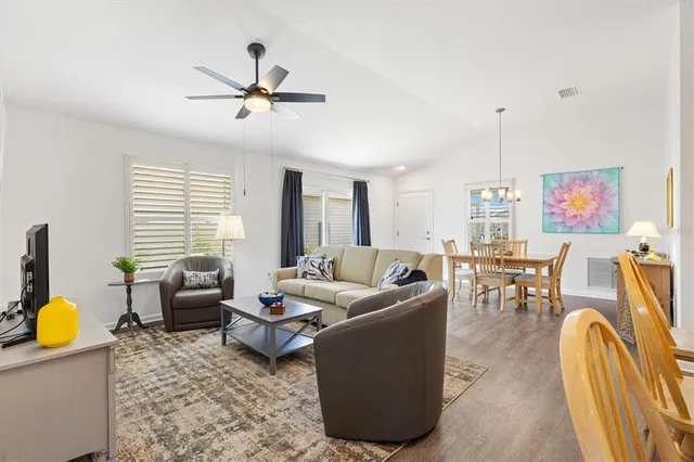 $284,500 | 1225 Eunice Street, The Villages, FL 34762