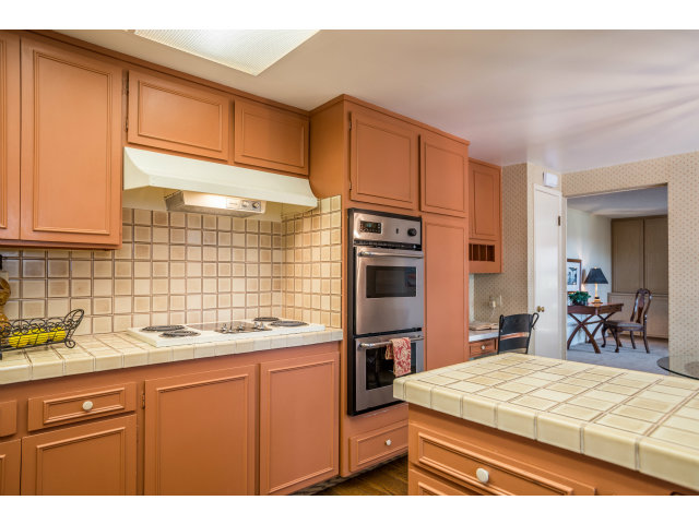 640 Clearfield Drive Millbrae, CA 94030 - Photo 9 of 25