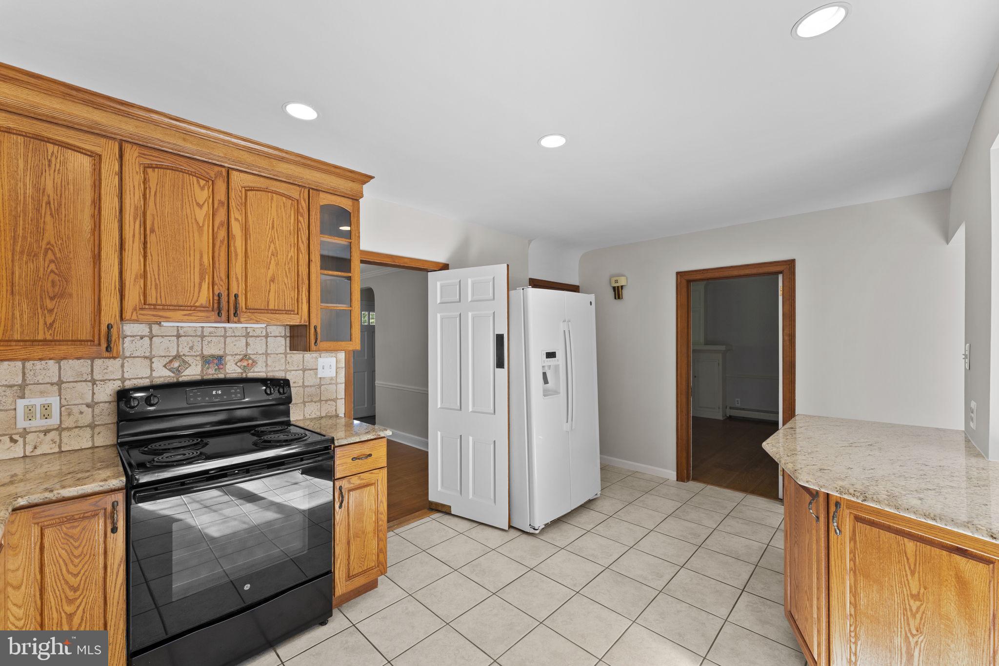 2551 Park Road Warrington, PA 18976 - Photo 16 of 35
