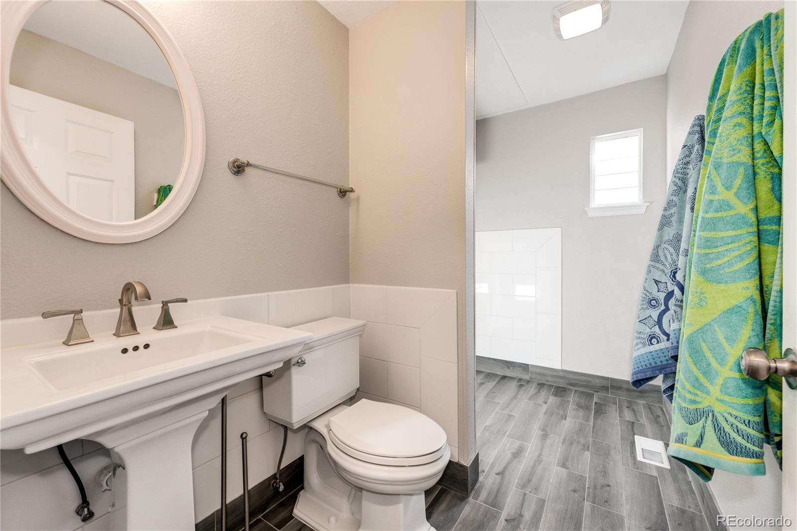 10462 Hyacinth Street Highlands Ranch, CO 80129 - Photo 17 of 40 Gallery Image 17