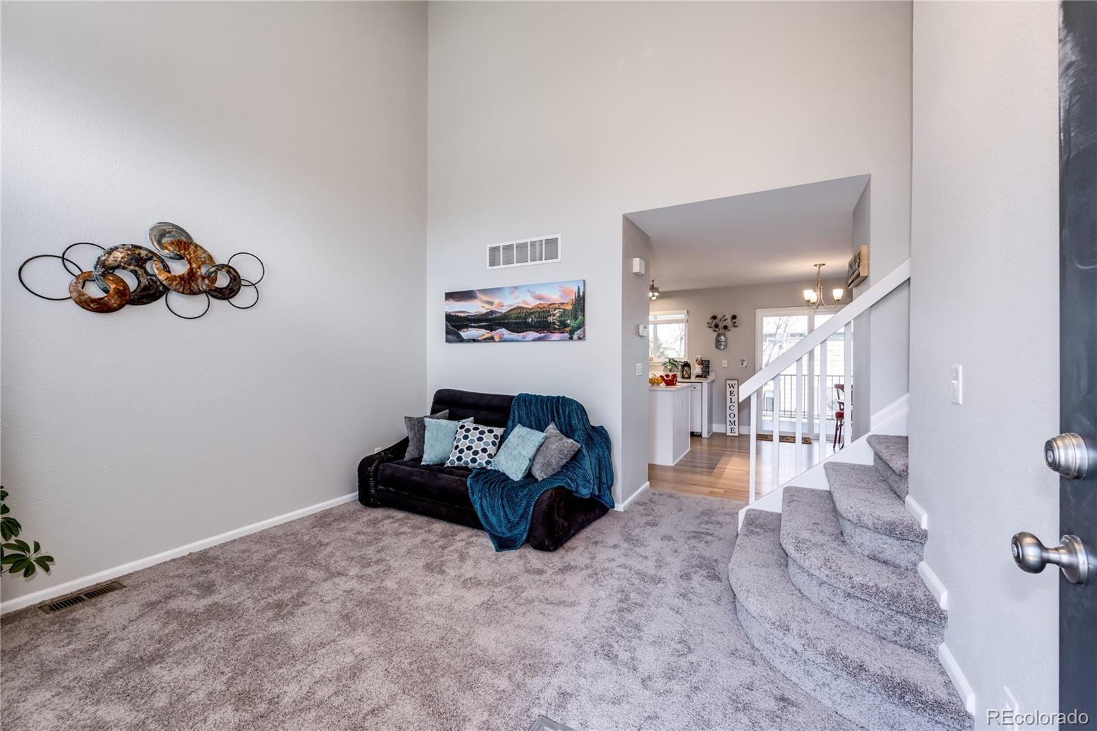 10462 Hyacinth Street Highlands Ranch, CO 80129 - Photo 2 of 40 Gallery Image 2