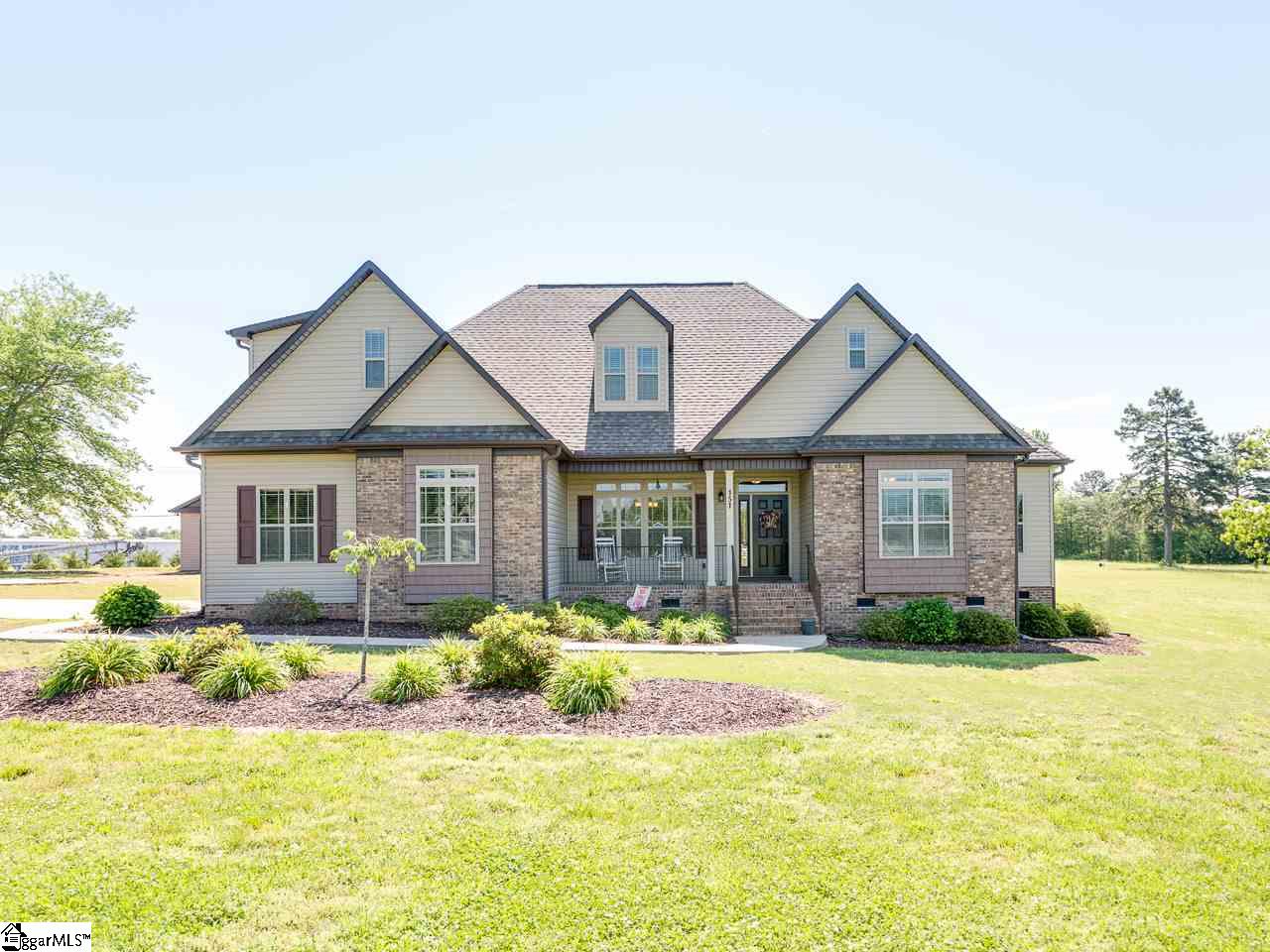 151 Sunset Road Landrum, SC 29356 - Photo 3 of 36