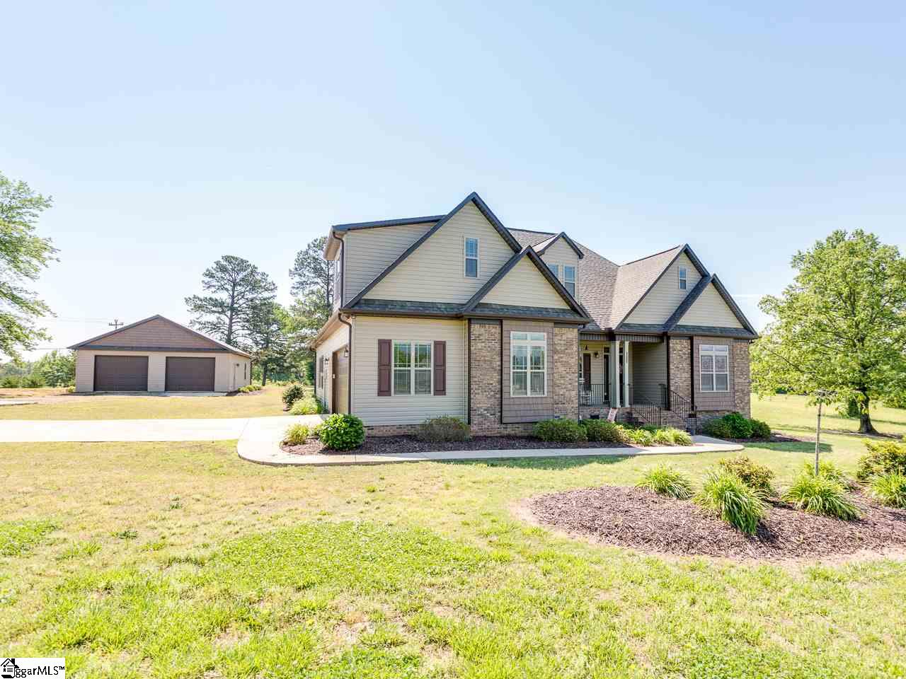 151 Sunset Road Landrum, SC 29356 - Photo 4 of 36
