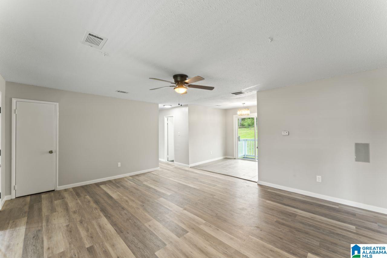 154 Maylene Lane Alabaster, AL 35114 - Photo 5 of 25