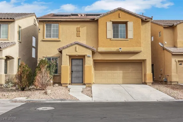 $2,100 | 3942 Meadow Foxtail Drive, Las Vegas, NV 89122