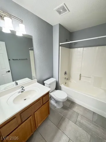 $2,300 | 3942 Meadow Foxtail Drive, Las Vegas, NV 89122