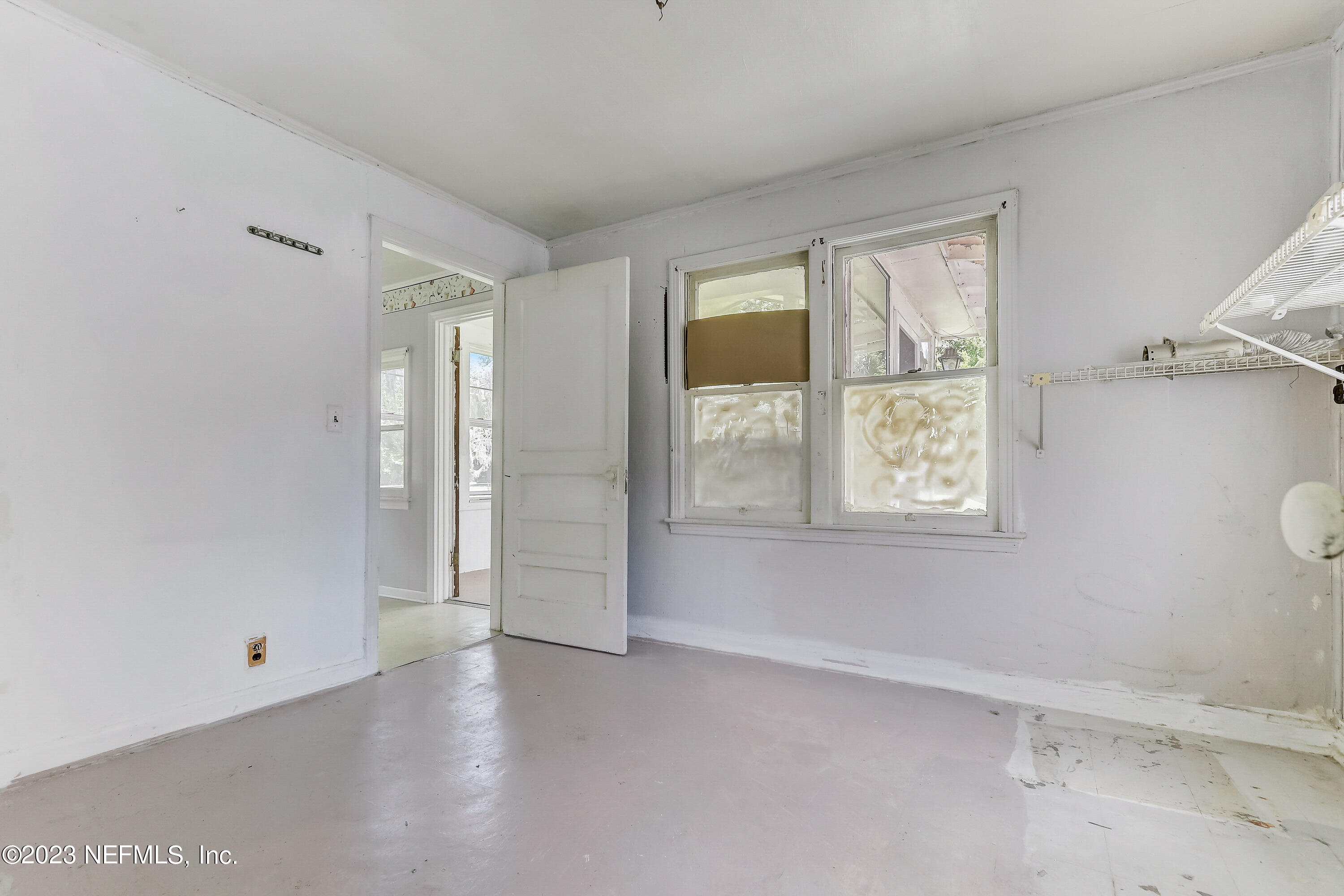 3547 Capper Road Jacksonville, FL 32218 - Photo 15 of 24 an empty room with windows