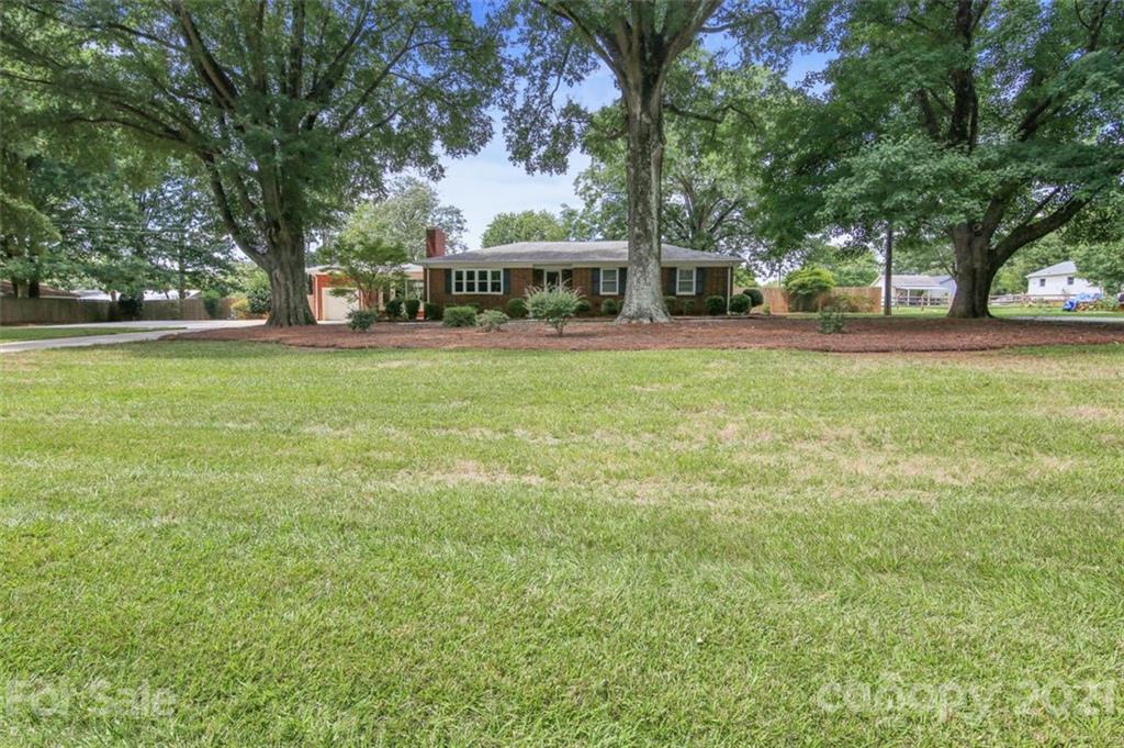 6532 Potter Road Matthews, NC 28104 - Photo 2 of 30 Gallery Image 2