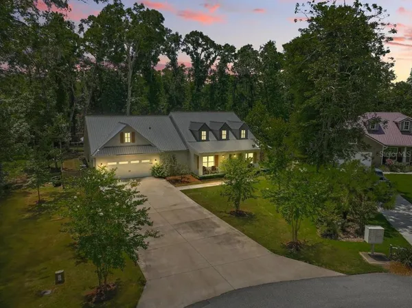 $599,999 | 9061 Katherine Way, Fanning Springs, FL 32693