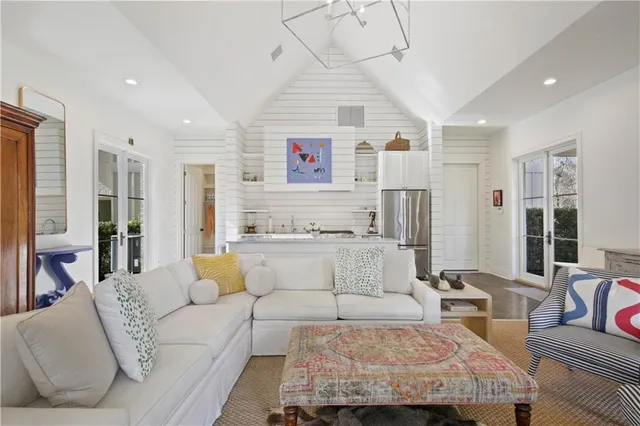 $1,500,000 | 19 Cypress Road, Covington, LA 70433