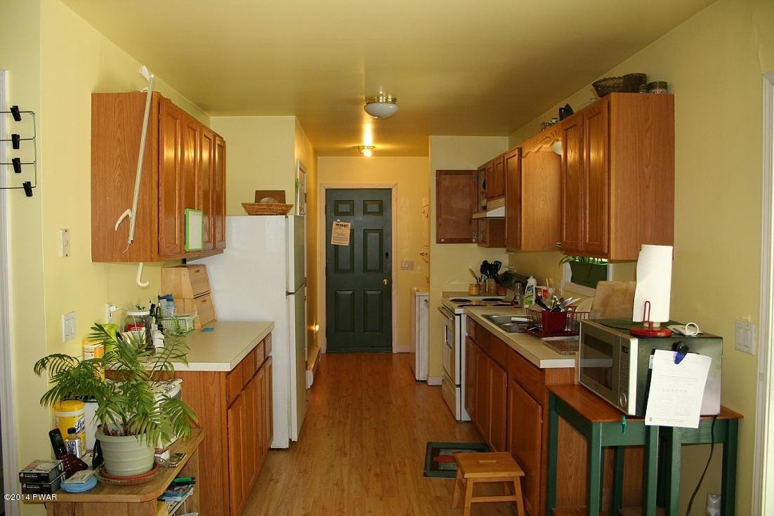 172 Beaverdam Road Tafton, PA 18464 - Photo 7 of 12