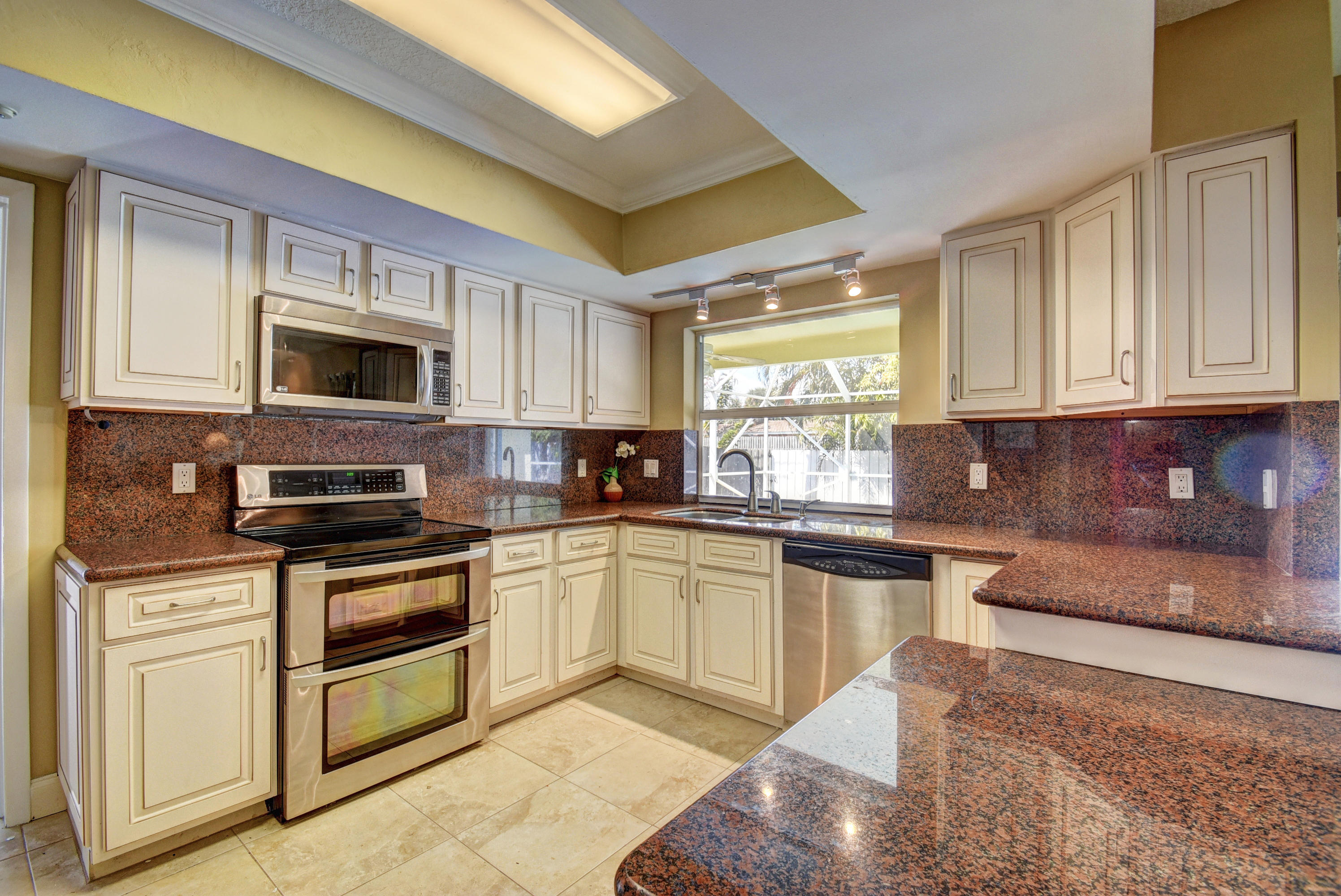 1299 Southwest 8th Street Boca Raton, FL 33486 - Photo 17 of 40 16