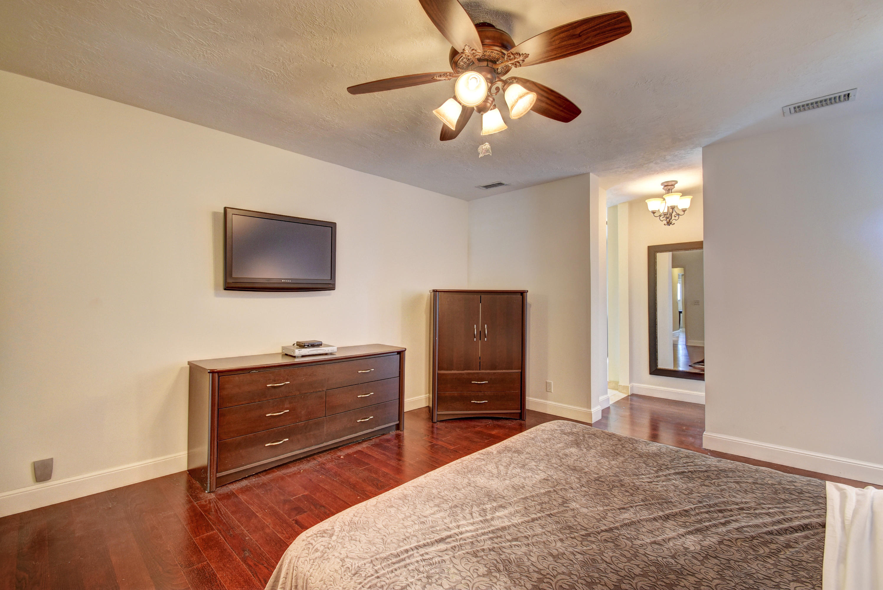 1299 Southwest 8th Street Boca Raton, FL 33486 - Photo 20 of 40 19
