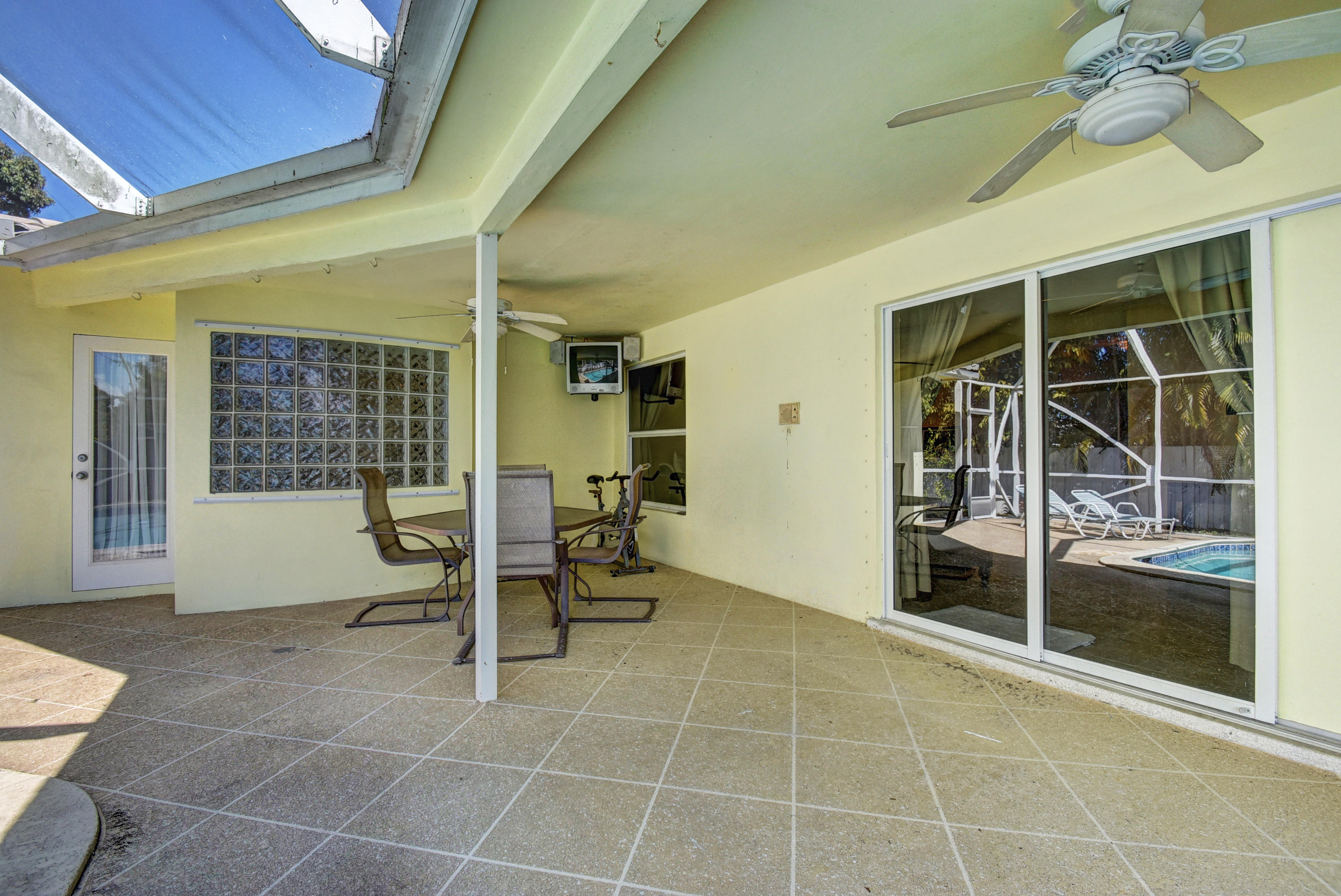 1299 Southwest 8th Street Boca Raton, FL 33486 - Photo 35 of 40 34