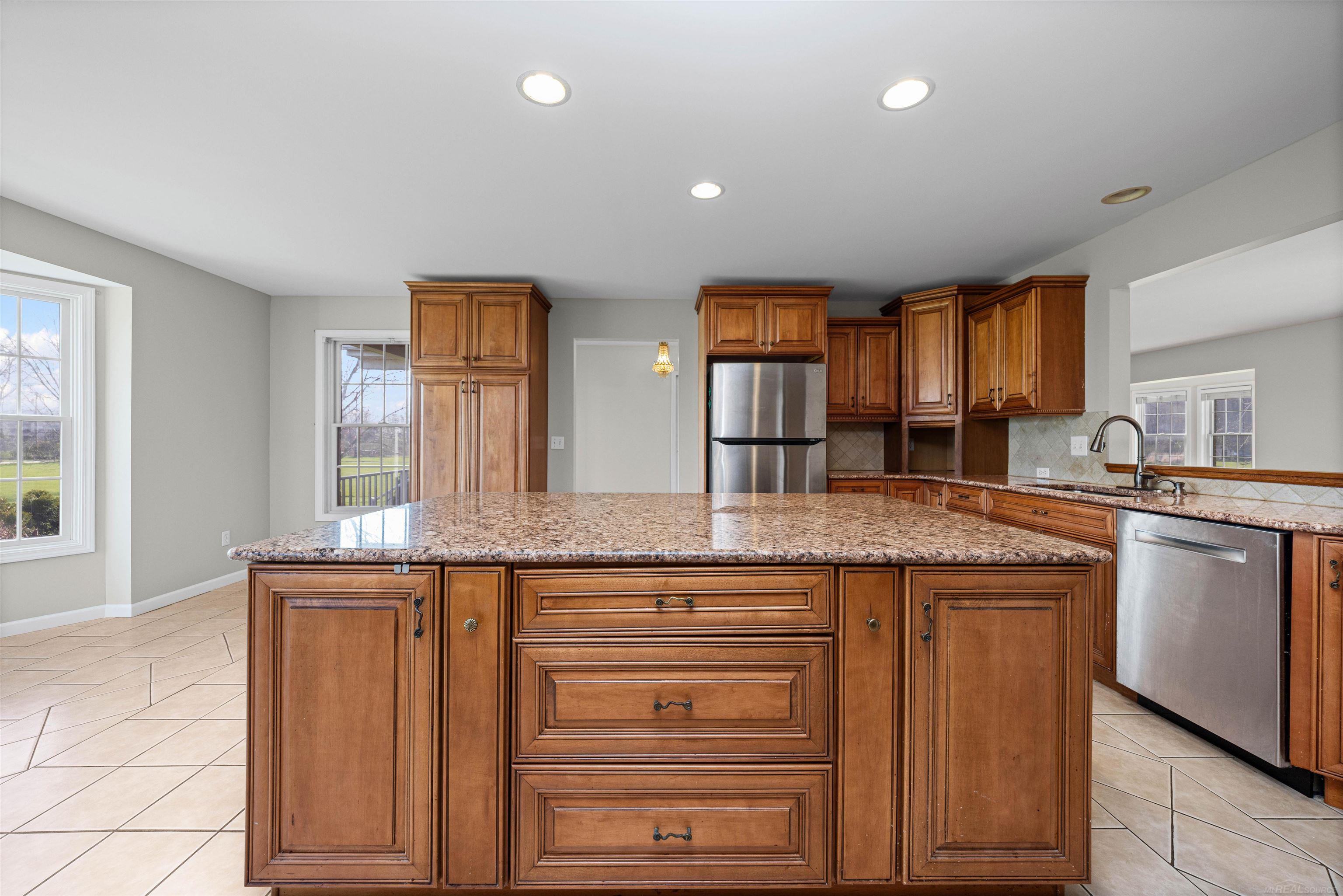 13148 Hunt Road Memphis, MI 48041 - Photo 17 of 71