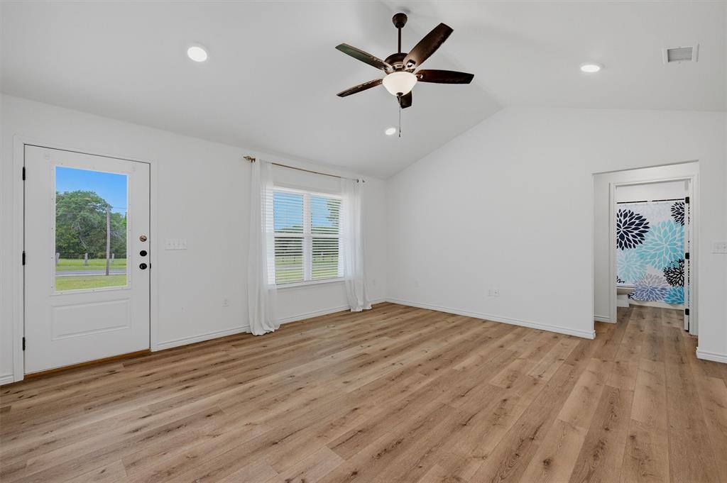 312 Gordonville Road Gordonville, TX 76245 - Photo 10 of 40