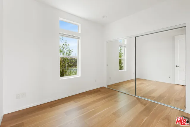 $2,400,000 | 29500 Heathercliff Road, Unit 285, Malibu, CA 90265