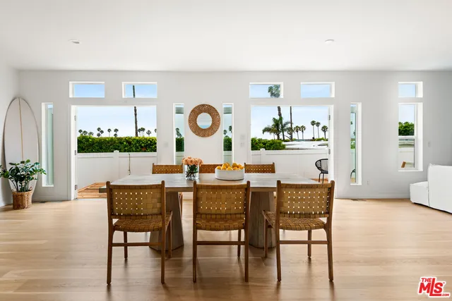 $2,400,000 | 29500 Heathercliff Road, Unit 285, Malibu, CA 90265