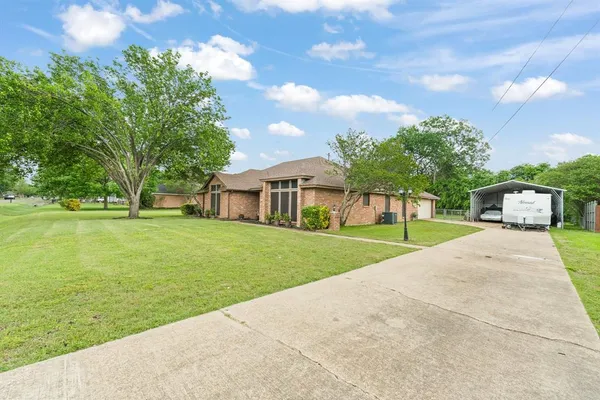 $399,000 | 314 Clay Lane, Red Oak, TX 75154