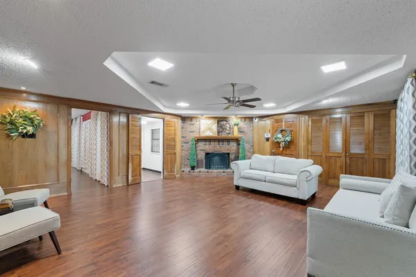 $399,000 | 314 Clay Lane, Red Oak, TX 75154