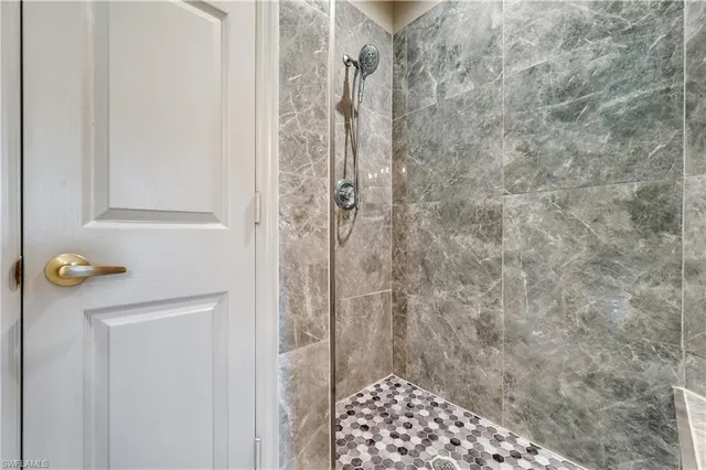 $570,000 | 3060 Horizon Lane, Unit 1404, Naples, FL 34109