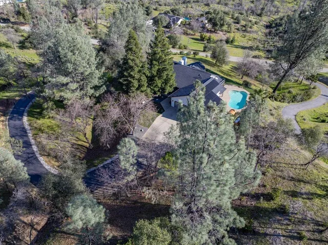$699,800 | 15189 Mountain Shadows Drive, Redding, CA 96001