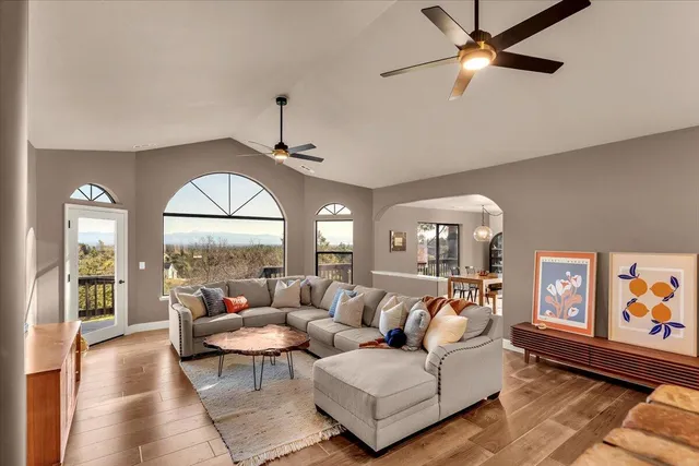 $699,800 | 15189 Mountain Shadows Drive, Redding, CA 96001