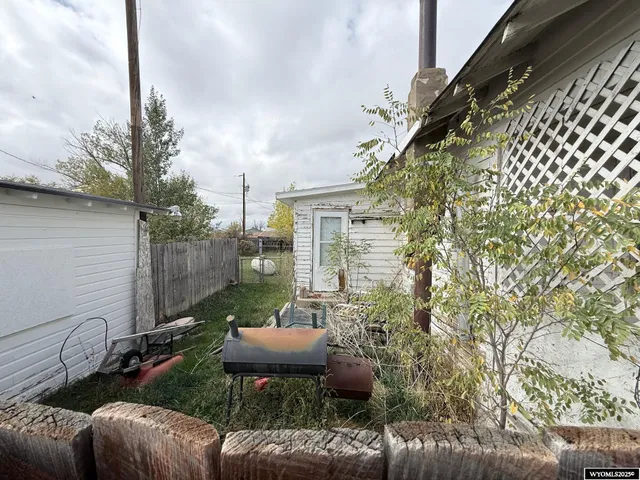 $90,000 | 104 South 4th Street, Rock River, WY 82083