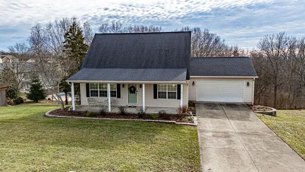 $345,000 | 2981 Sapling Court, Lawrenceburg, IN 47025