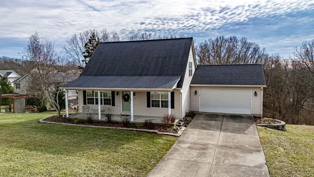 $349,900 | 2981 Sapling Court, Lawrenceburg, IN 47025