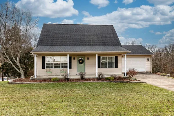 $345,000 | 2981 Sapling Court, Lawrenceburg, IN 47025