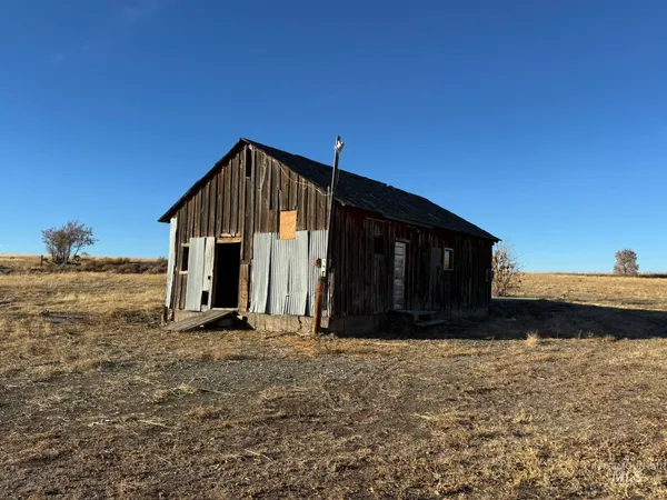 $310,000 | 1347 North Center Road, Richfield, ID 83349