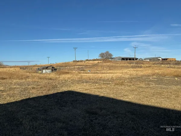 $310,000 | 1347 North Center Road, Richfield, ID 83349