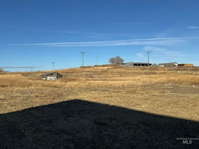$310,000 | 1347 North Center Road, Richfield, ID 83349