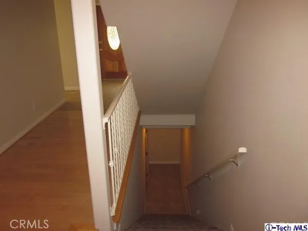 $4,100 | 2283 Waltonia Drive, Unit 105, Montrose, CA 91020