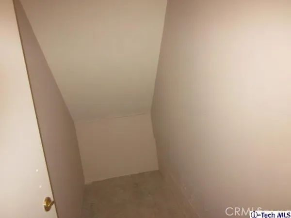 $4,100 | 2283 Waltonia Drive, Unit 105, Montrose, CA 91020