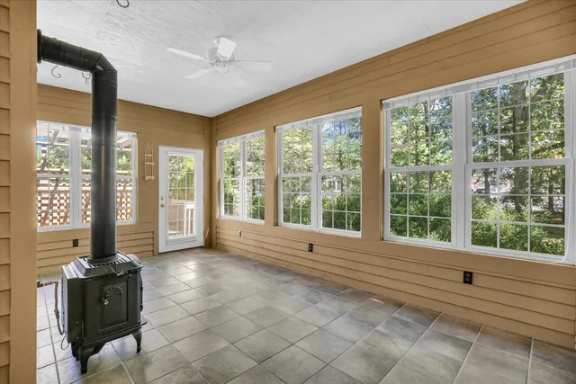a view of an empty room and window