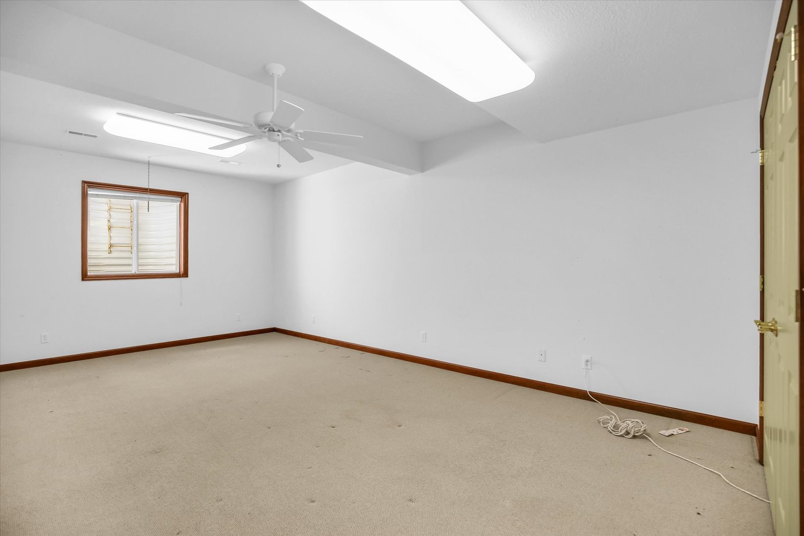 2424 Prairie Ridge Place Champaign, IL 61822 - Photo 34 of 48 wooden floor in an empty room