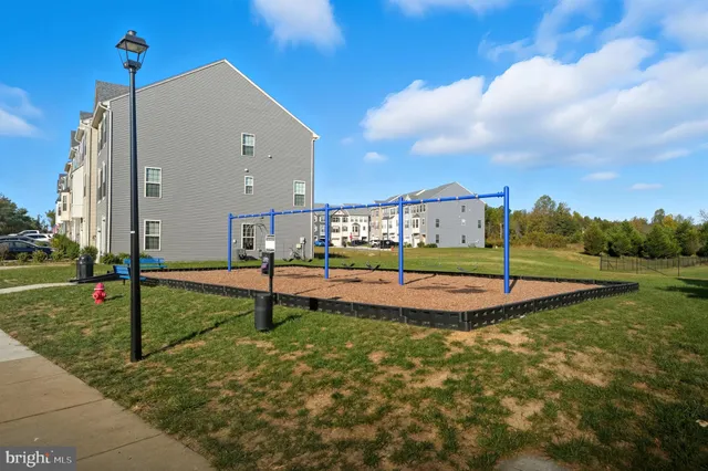 $2,600 | 2239 Champions Way, Fredericksburg, VA 22408