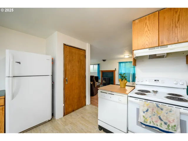 $280,000 | 416 Glen Avenue, Sutherlin, OR 97479