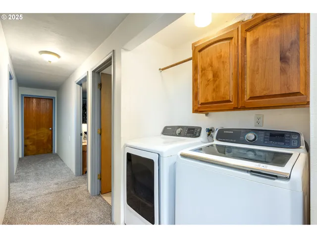 $280,000 | 416 Glen Avenue, Sutherlin, OR 97479