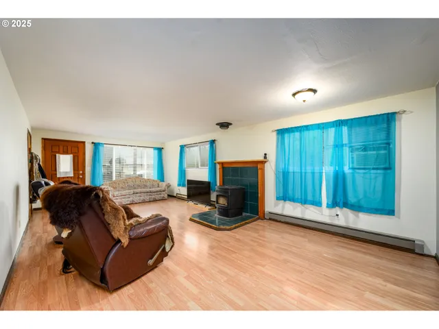 $280,000 | 416 Glen Avenue, Sutherlin, OR 97479