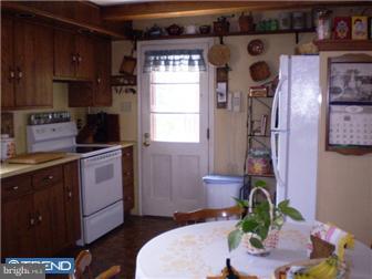 520 Snyder Road West Lawn, PA 19609 - Photo 5 of 12 Gallery Image 5