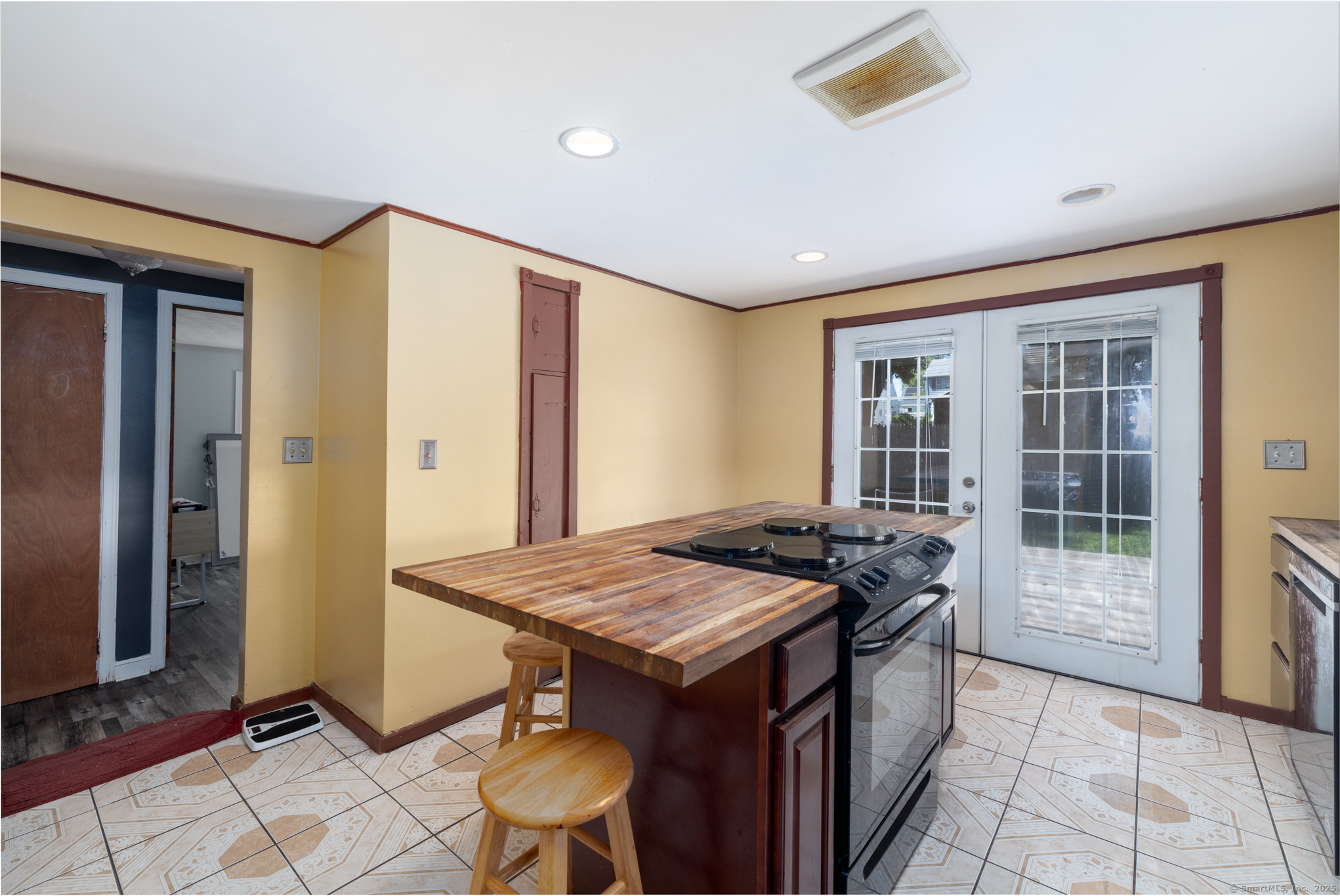 3 Twining Avenue Waterbury, CT 06705 - Photo 3 of 14 a kitchen that has a sink and a stove in it