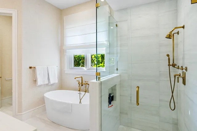 $5,995,000 | 304 Villa Drive, Jupiter, FL 33477