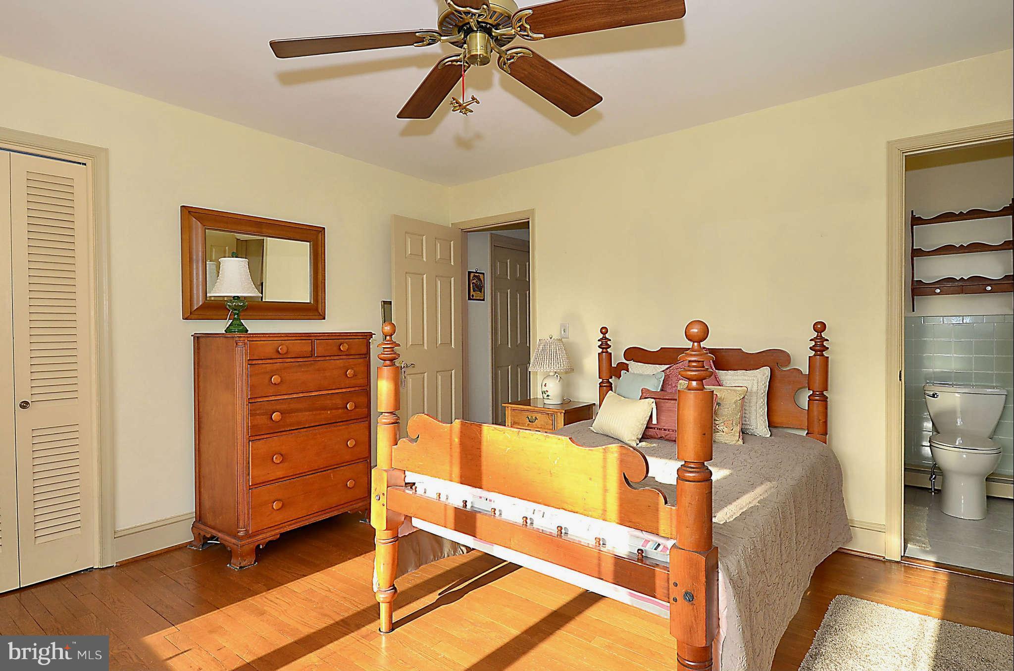 306 Cove Road Queenstown, MD 21658 - Photo 21 of 29 Bedroom