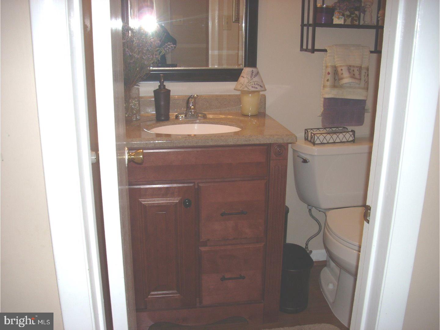 35 Raintree Drive Hamilton, NJ 08690 - Photo 14 of 18 Gallery Image 14