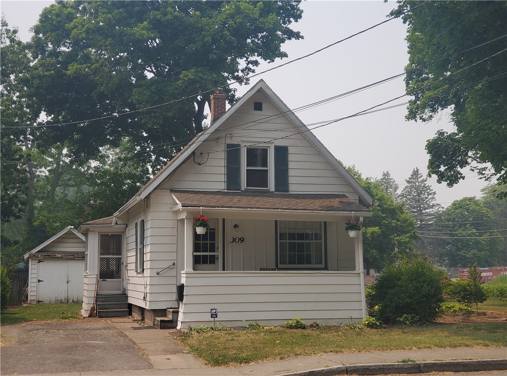 309 Bluff Drive East Rochester, NY 14445 - Photo 2 of 18