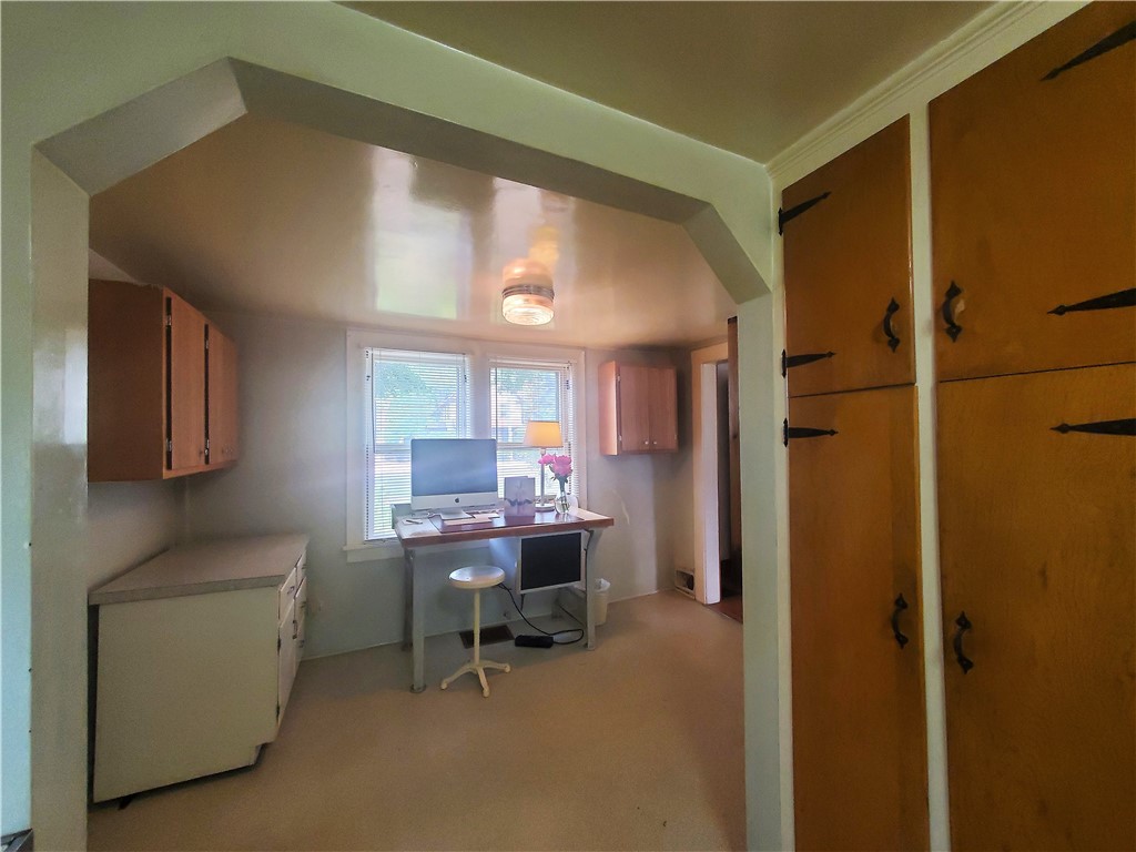 309 Bluff Drive East Rochester, NY 14445 - Photo 8 of 18